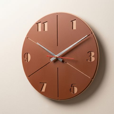 VYRO-7 modern minimalist round wall clock with sleek design and quiet movement, suitable for contemporary home decor.